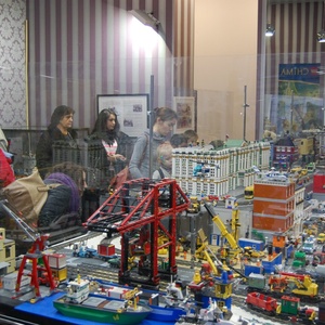 Музей-выставка лего «Game Brick»